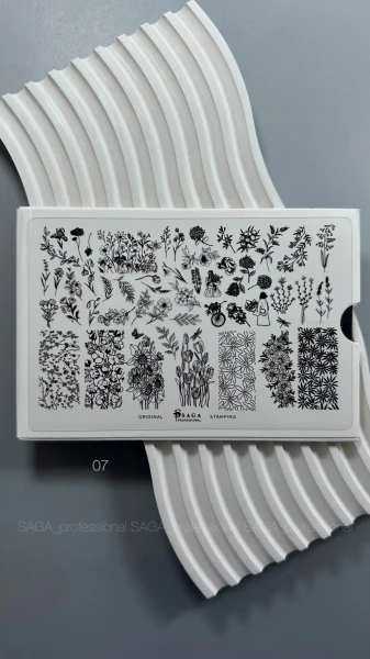 SAGA PROFESSIONAL Stamping palette 07