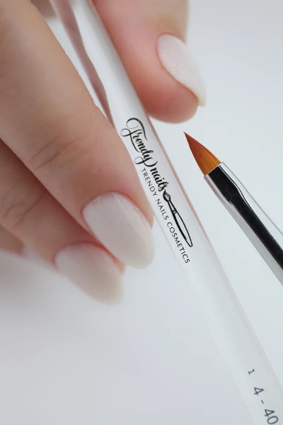 Trendy Nails Brush No. 4 Petal – 3D körmös ecset
